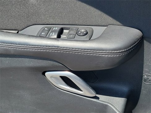 Used 2018 Dodge Challenger SXT image 18