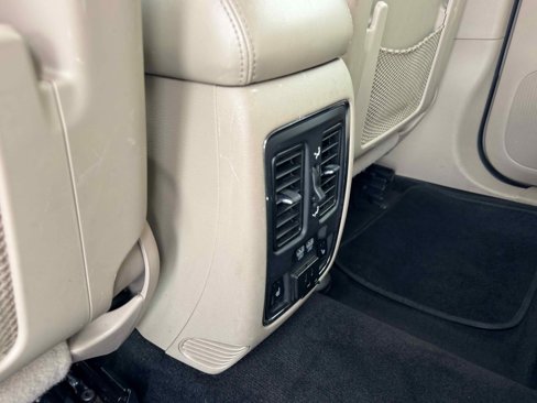 Used 2014 Jeep Grand Cherokee Limited image 31