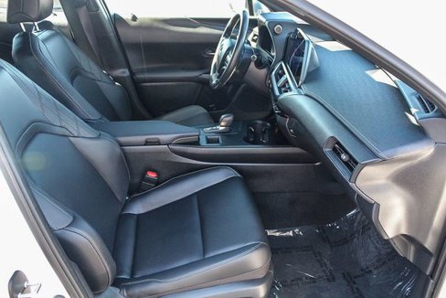 Used 2025 Lexus UX 300h FWD image 21