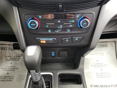 Used 2017 Ford Escape SE image 13