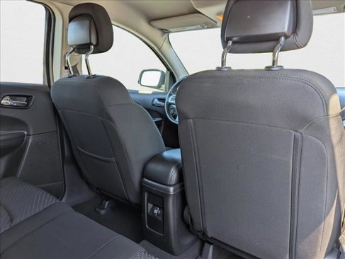 Used 2016 Dodge Journey SE w/ Flexible Seating Group image 30
