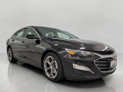 Used 2024 Chevrolet Malibu LT image 1