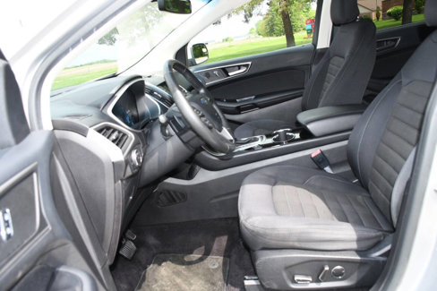 Used 2015 Ford Edge SEL image 10