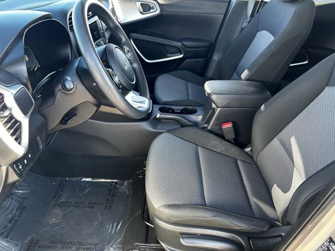Used 2023 Kia Soul LX w/ Option Group 015 image 18