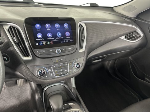 Used 2023 Chevrolet Malibu LT image 4