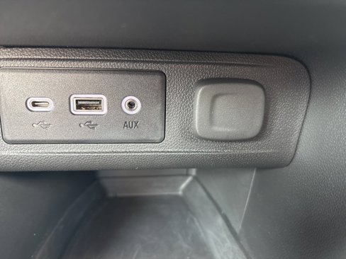 Used 2023 Buick Encore GX Preferred w/ Cold Weather Comfort Package image 14