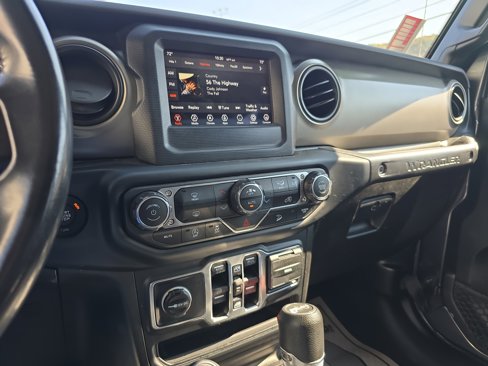Used 2019 Jeep Wrangler Unlimited Sport S image 25