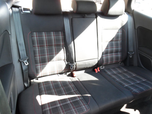 Used 2011 Volkswagen GTI 2-Door image 18