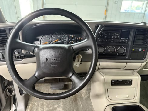 Used 2001 GMC Yukon XL 2500 SLT image 16