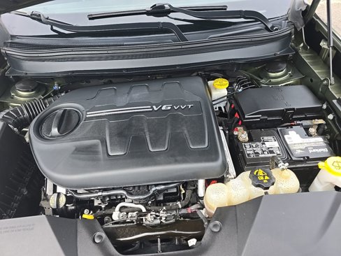 Used 2019 Jeep Cherokee Limited image 9