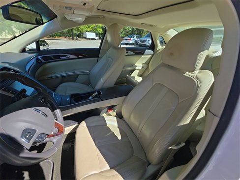 Used 2013 Lincoln MKZ Hybrid image 11