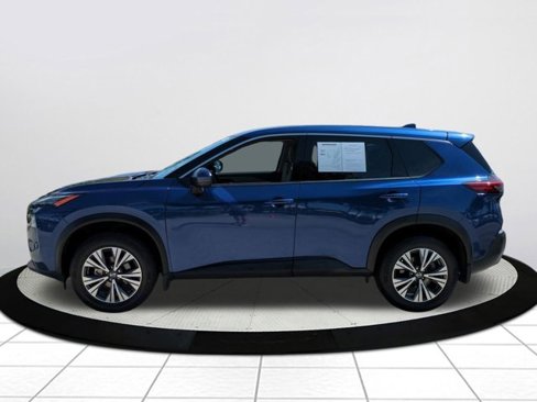 Used 2021 Nissan Rogue SV image 6