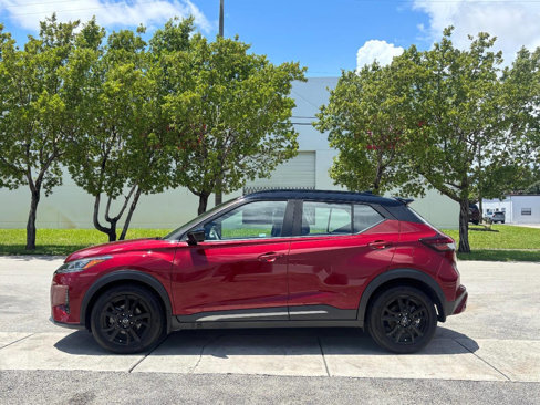 Used 2022 Nissan Kicks SR w/ Premium Package image 9