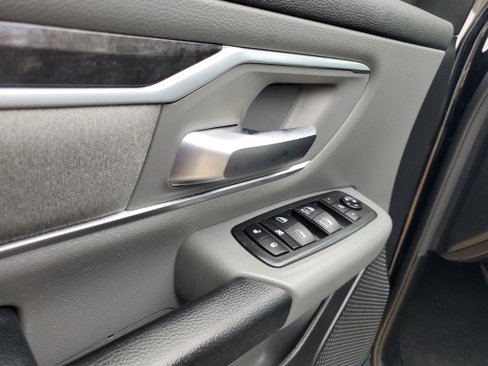 Used 2019 RAM 1500 Big Horn image 7