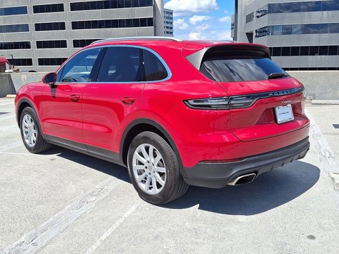 Certified 2022 Porsche Cayenne image 10