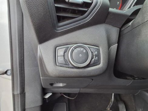 Used 2019 Ford Escape SE image 19