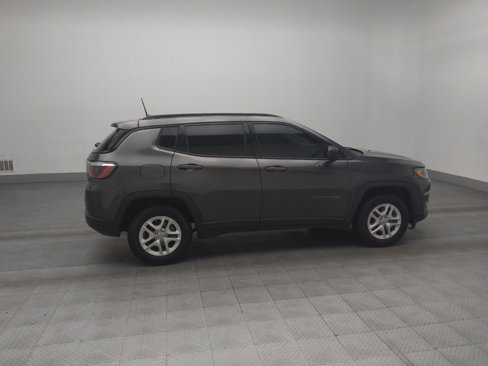 Used 2018 Jeep Compass Sport w/ Tech Group image 10
