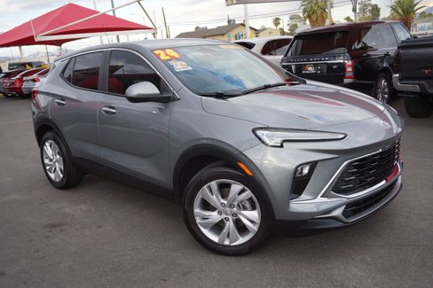 Used 2024 Buick Encore GX Preferred w/ Comfort Package image 2