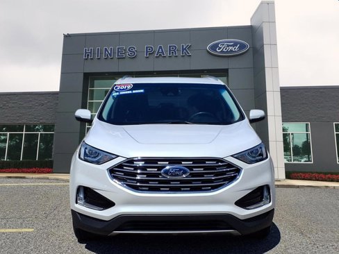 Certified 2019 Ford Edge Titanium w/ Cold Weather Package image 2