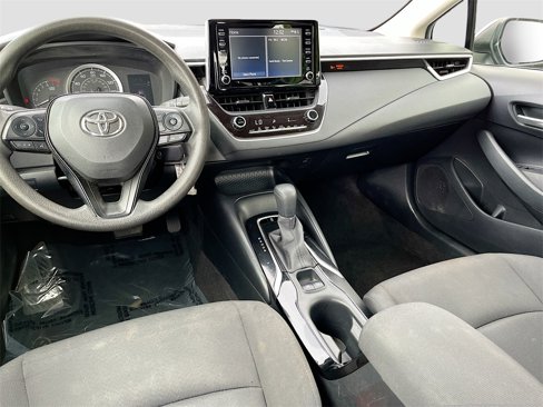 Used 2020 Toyota Corolla LE image 19