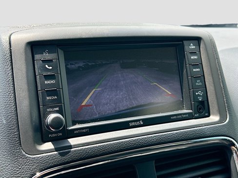 Used 2018 Dodge Grand Caravan SE w/ UConnect Hands-Free Group image 14