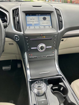 Used 2019 Ford Edge Titanium w/ Cold Weather Package image 14