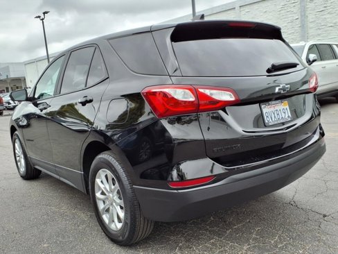 Certified 2021 Chevrolet Equinox LS w/ LPO, Blackout Package image 3
