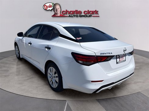 Used 2025 Nissan Sentra S image 4