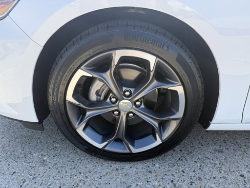Used 2025 Chevrolet Malibu LT w/ LPO, Floor Liner Package image 9
