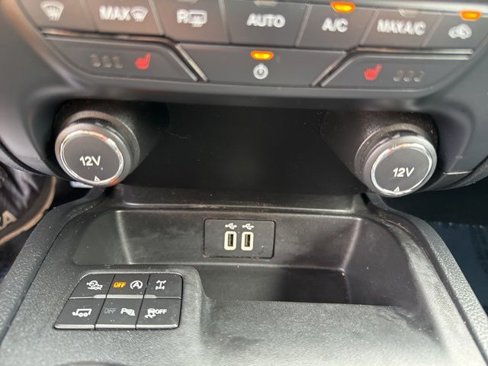 Used 2019 Ford Ranger Lariat w/ Equipment Group 501A Mid image 26