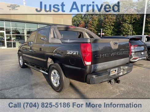Used 2005 Chevrolet Avalanche Z71 w/ Sun And Sound Package image 4