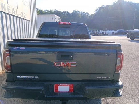 Used 2018 GMC Sierra 1500 Denali w/ Denali Ultimate Package image 5