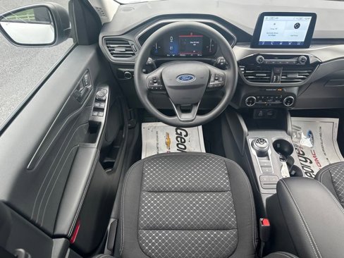 New 2025 Ford Escape Active image 6