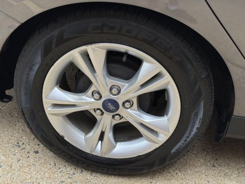 Used 2014 Ford Focus SE image 27