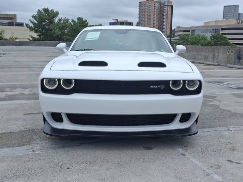 Used 2022 Dodge Challenger SRT Hellcat image 6