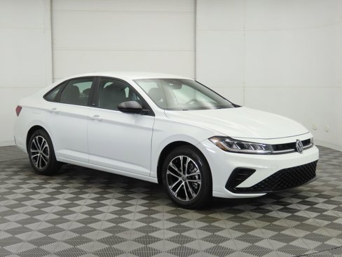 New 2025 Volkswagen Jetta Sport image 4