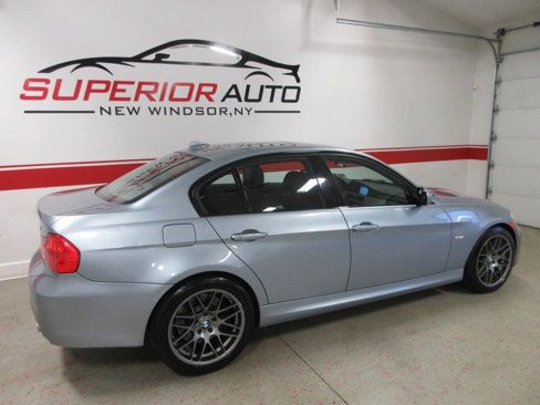Used 2011 BMW 335i xDrive Sedan image 4