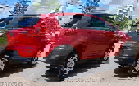 Used 2013 Kia Sportage LX w/ Convenience Pkg image 11