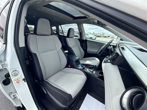 Used 2018 Toyota RAV4 XLE image 31