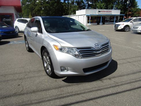 Used 2010 Toyota Venza AWD image 11