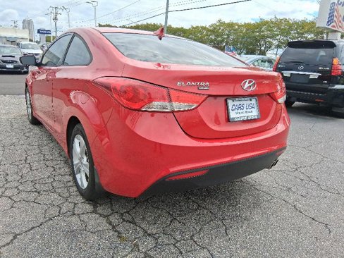 Used 2013 Hyundai Elantra image 8