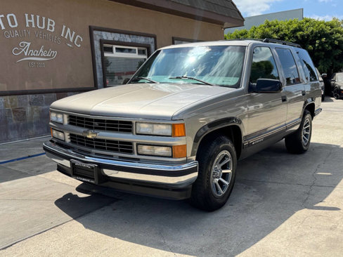 Used 1999 Chevrolet Tahoe 2WD w/ Comfort & Security Pkg image 2