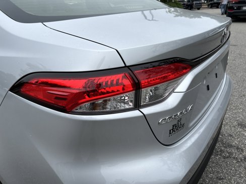 Used 2024 Toyota Corolla LE image 11
