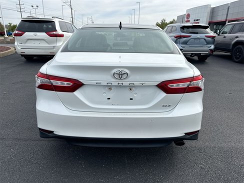 Used 2018 Toyota Camry XLE image 7