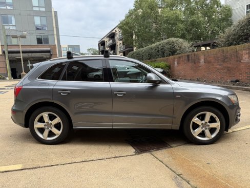 Used 2012 Audi Q5 3.2 Prestige w/ Prestige Pkg image 7