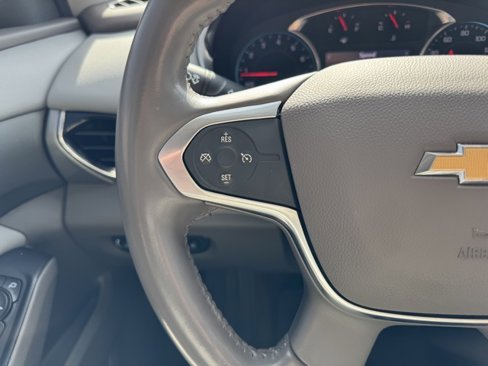 Used 2020 Chevrolet Traverse LT image 23