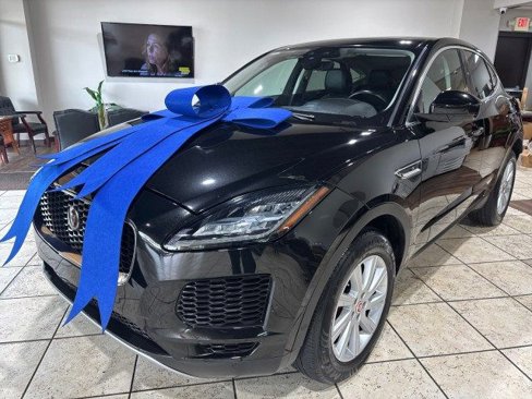 Used 2018 Jaguar E-PACE S image 3