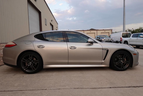 Used 2013 Porsche Panamera 4S image 5