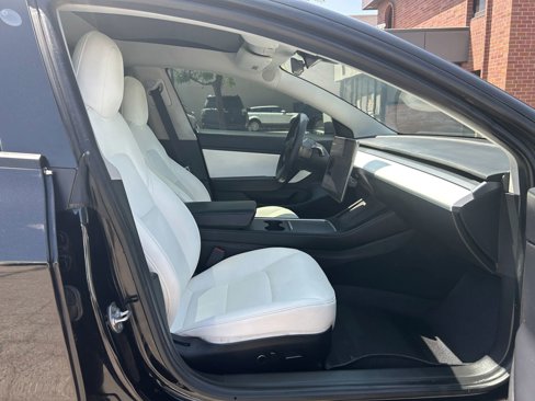 Used 2021 Tesla Model 3 Long Range image 18