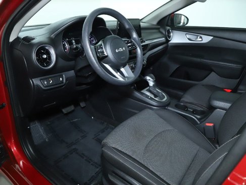 Used 2023 Kia Forte LXS w/ LXS Technology Package image 17